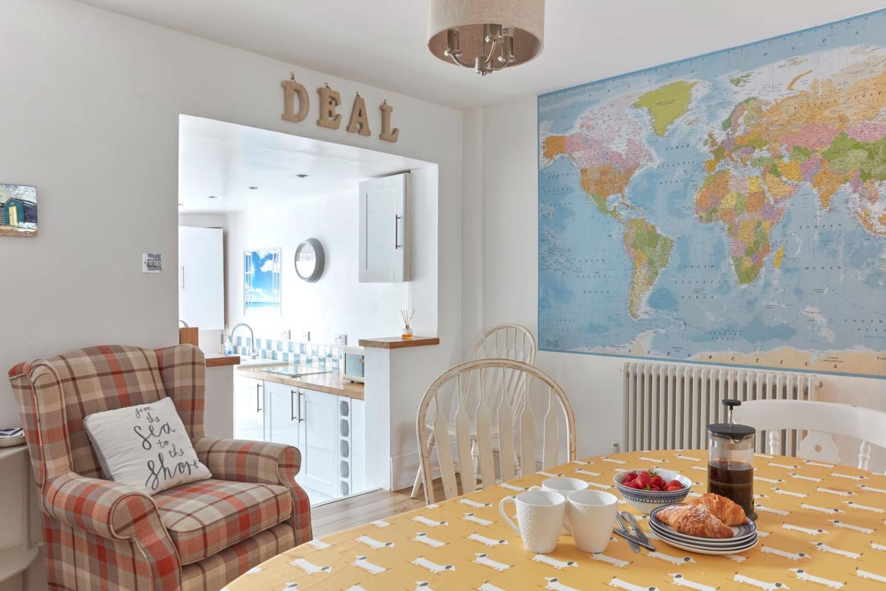 Spacious Coastal Cottage Close To Beach - Bailey Cottage Deal Kültér fotó